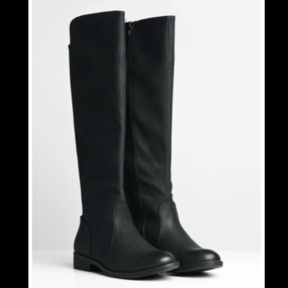 VEGAN LEATHER TALL BOOT